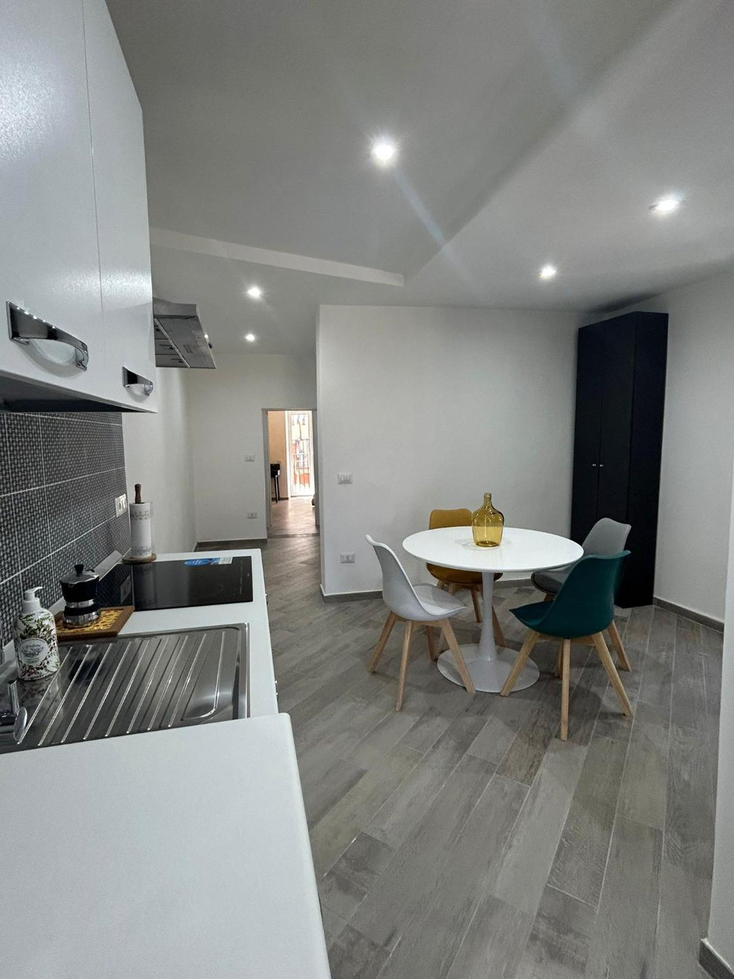 Travelers Cove - Quartieri Spagnoli Napoli Eksteriør bilde
